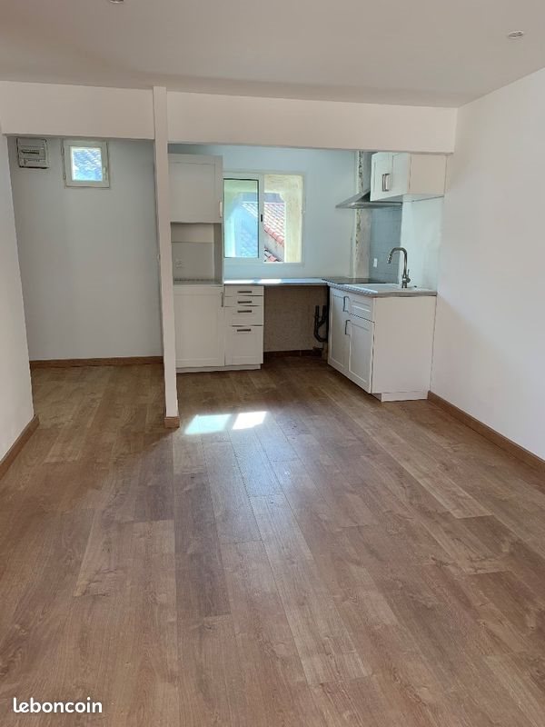 Appartement à louer, 38m², Mèze