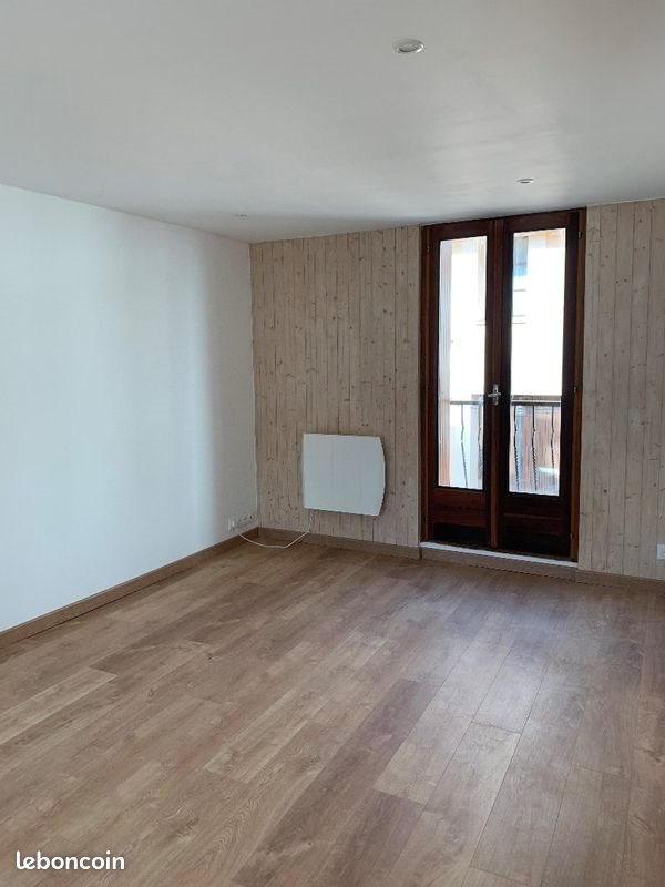 Appartement à louer, 38m², Mèze