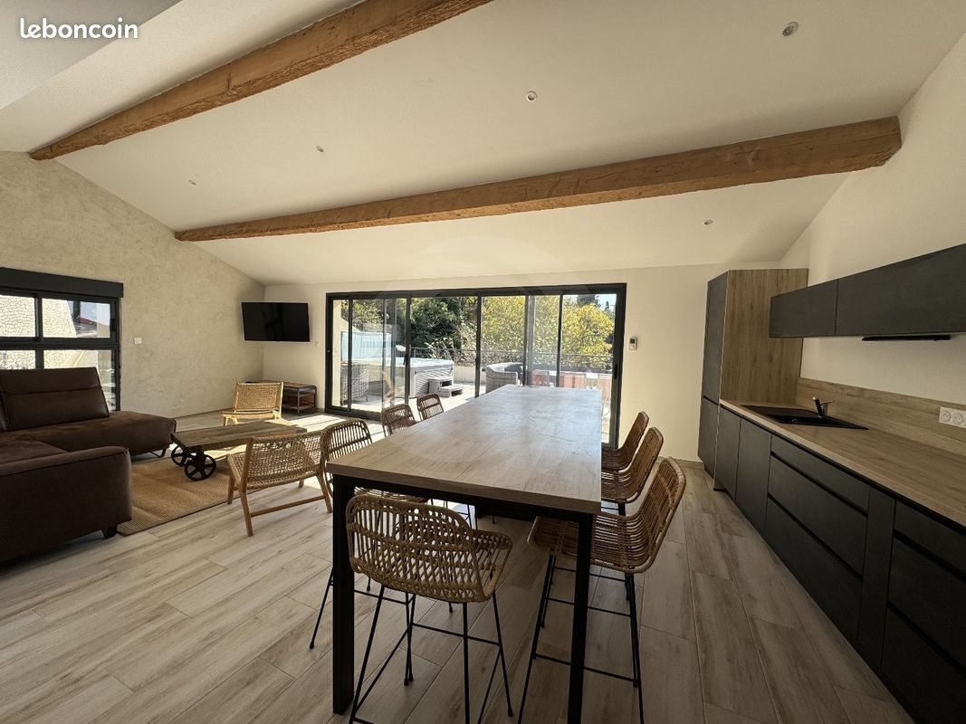 Appartement à louer, 110m², Balaruc-le-Vieux