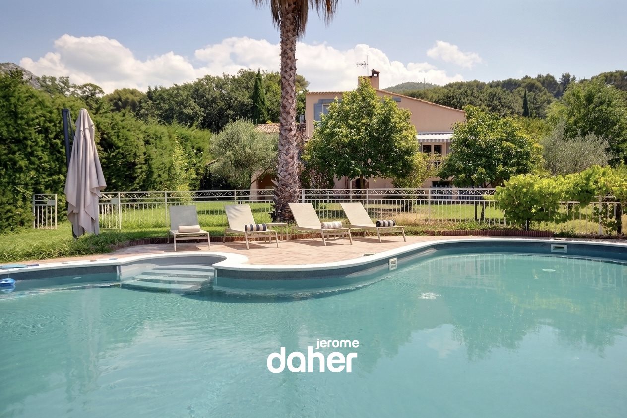 Maison à vendre, 193m², Gémenos