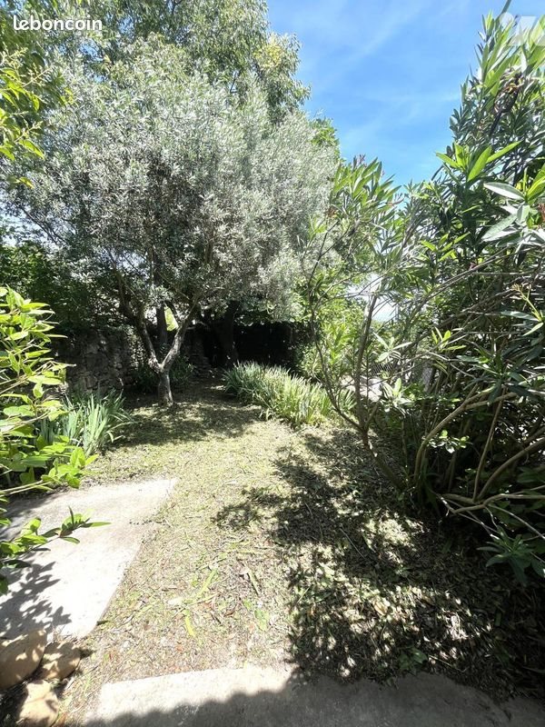 Maison à vendre, 177m², Sauveterre