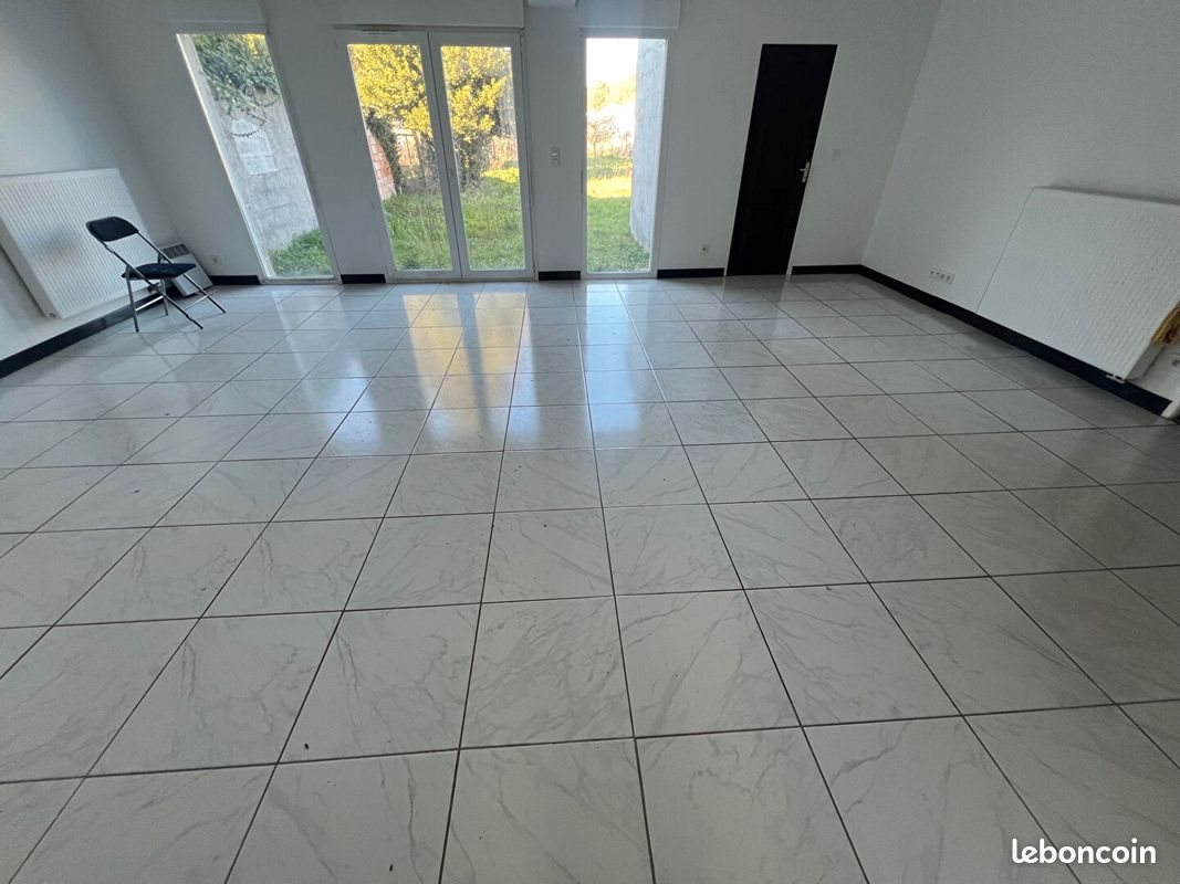 Maison à louer, 127m², Villeneuve-Saint-Germain