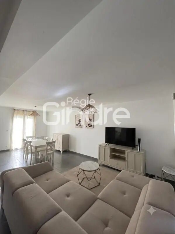 Maison à louer, 91m², Vénissieux