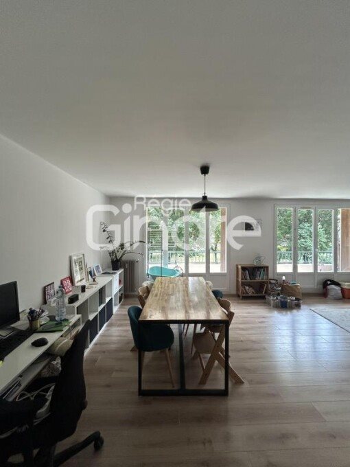 Appartement à louer, 78m², Caluire-et-Cuire