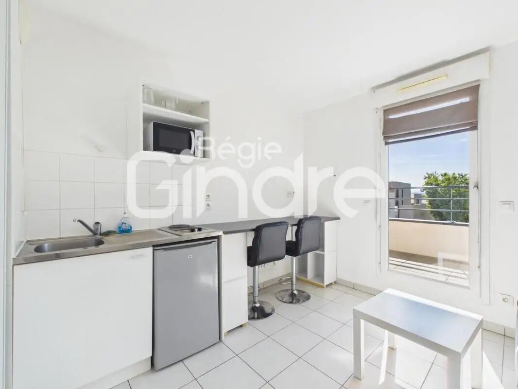 Appartement à louer, 17m², Vénissieux