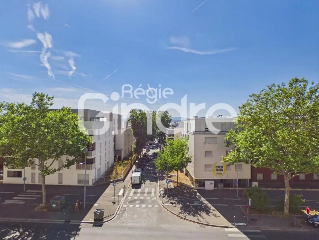 Appartement à louer, 17m², Vénissieux