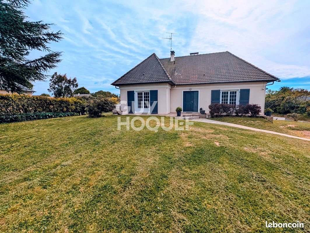 Maison à vendre, 141m², Chemazé
