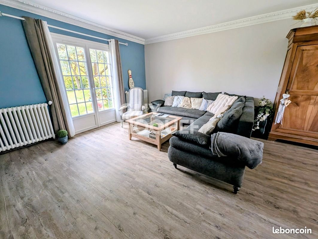 Maison à vendre, 141m², Chemazé