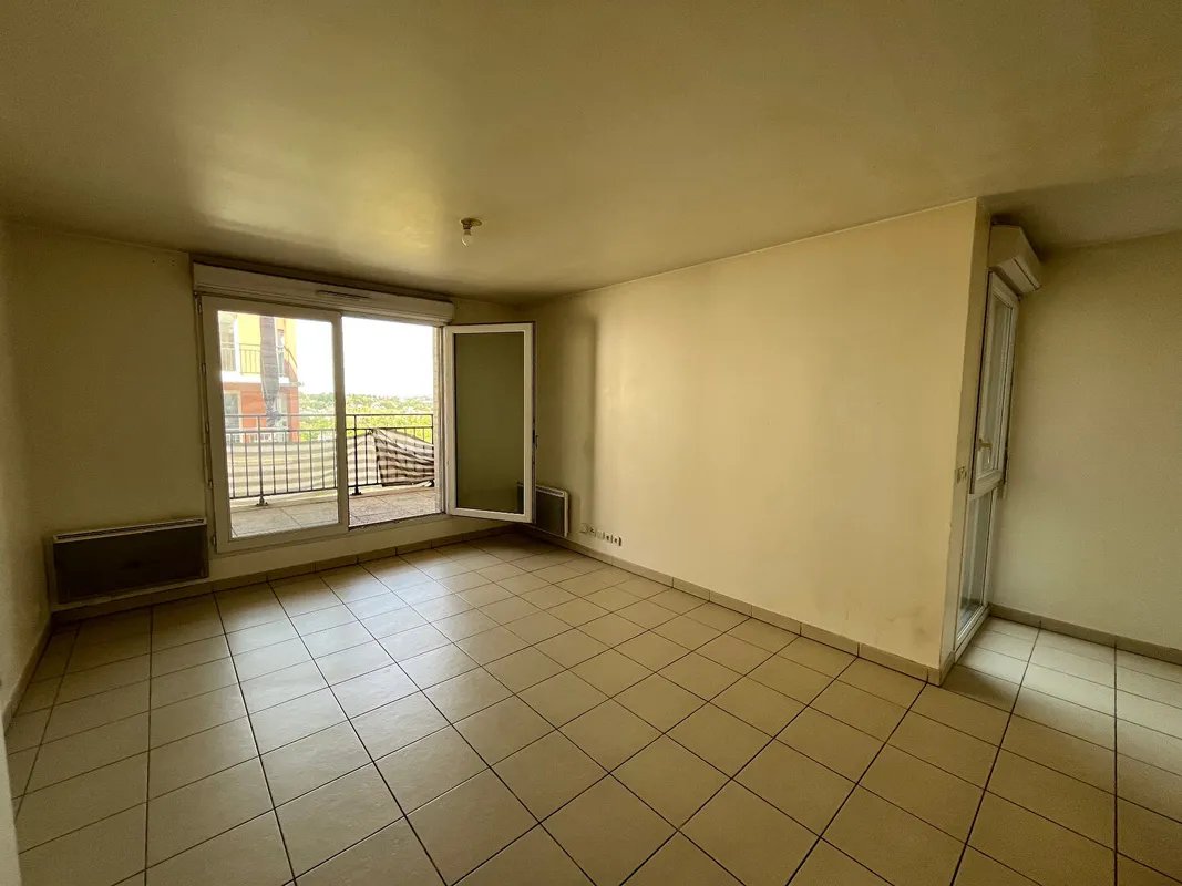 Appartement à vendre, 2m², Corbeil-Essonnes