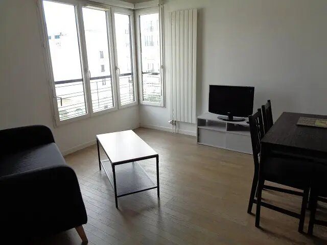 Appartement à louer, 42m², Suresnes