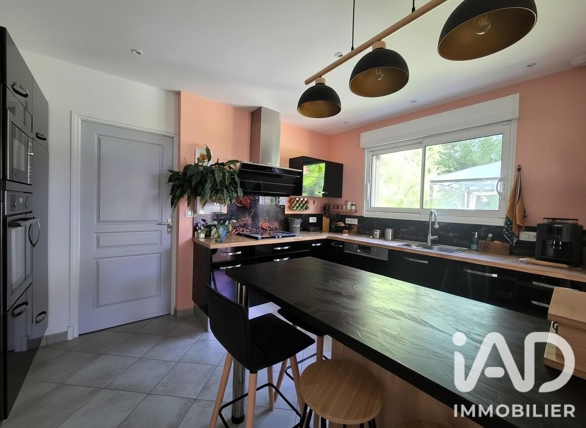 Maison à vendre, 139m², La Loubière