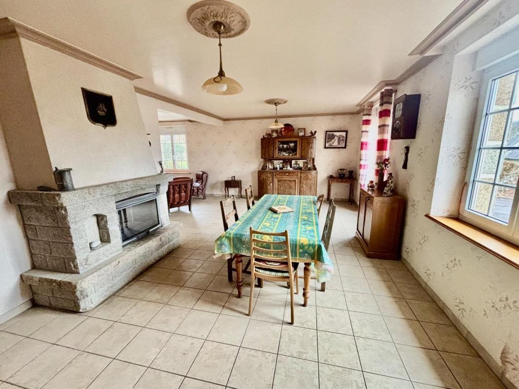 Maison à vendre, 140m², Isigny-le-Buat