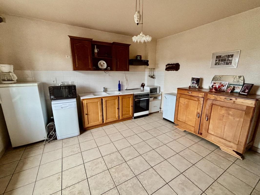 Maison à vendre, 140m², Isigny-le-Buat