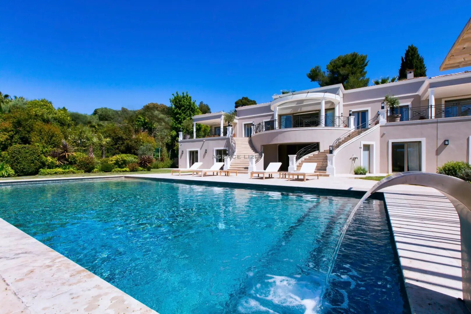 Maison à vendre, 800m², Mougins