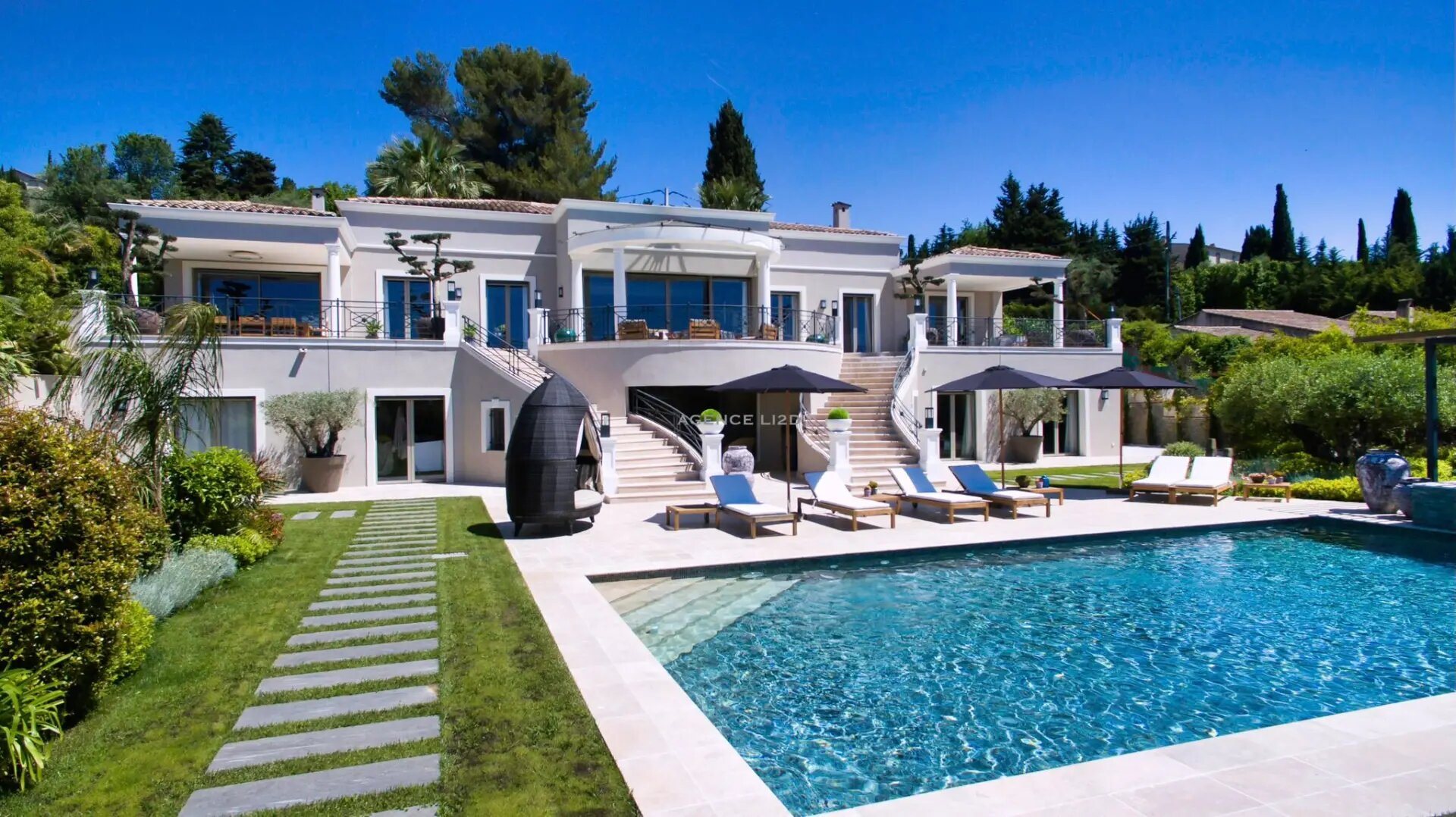 Maison à vendre, 800m², Mougins