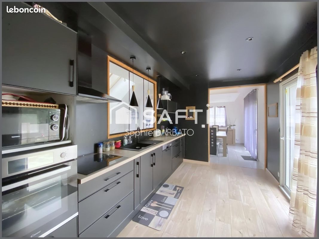 Maison à vendre, 143m², Petit-Mars