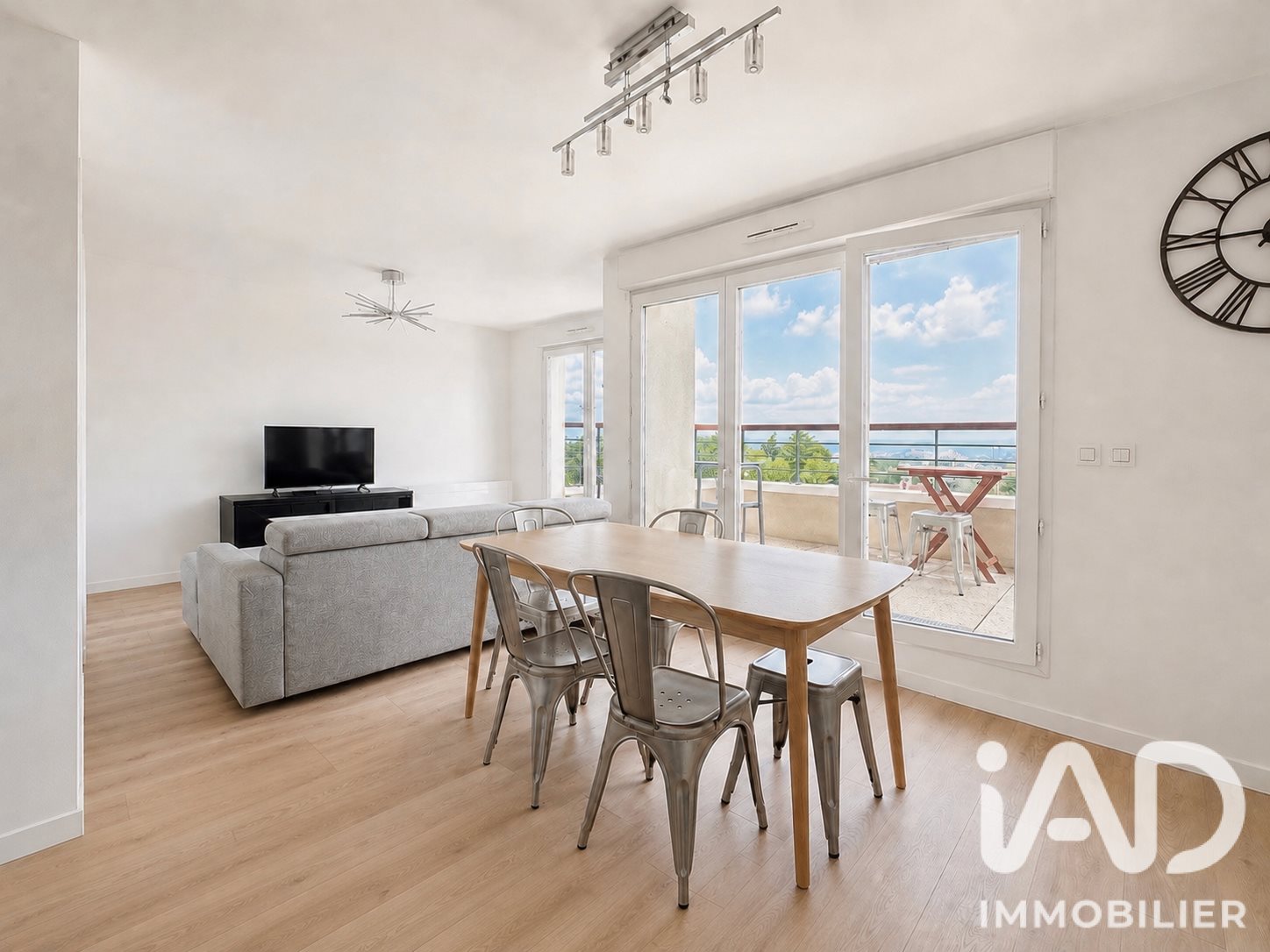 Appartement à vendre, 69m², Suresnes
