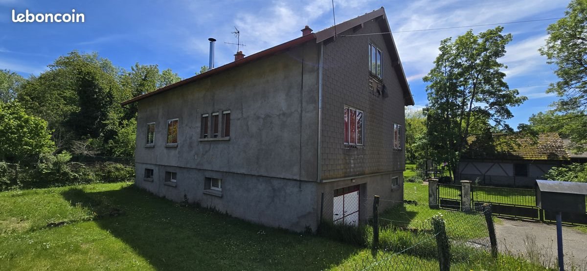 Maison à vendre, 102m², Rougemont-le-Château