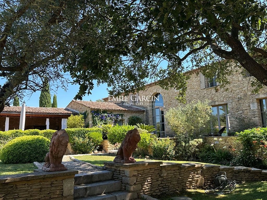 Maison à louer, 500m², Uzès