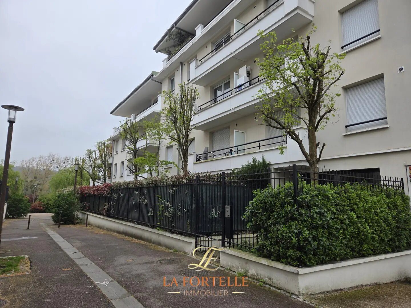 Appartement à vendre, 40m², Mantes-la-Jolie