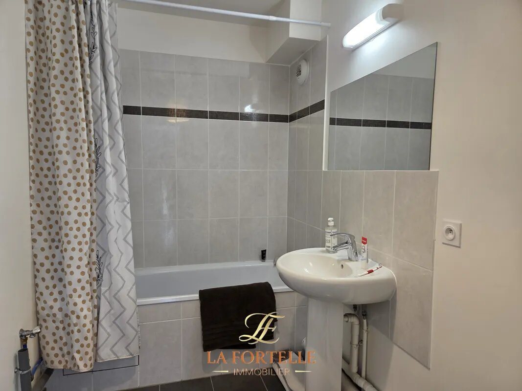 Appartement à vendre, 29m², Mantes-la-Ville