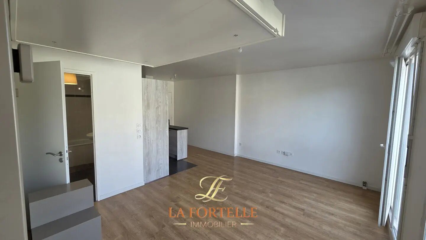 Appartement à vendre, 28m², Mantes-la-Ville