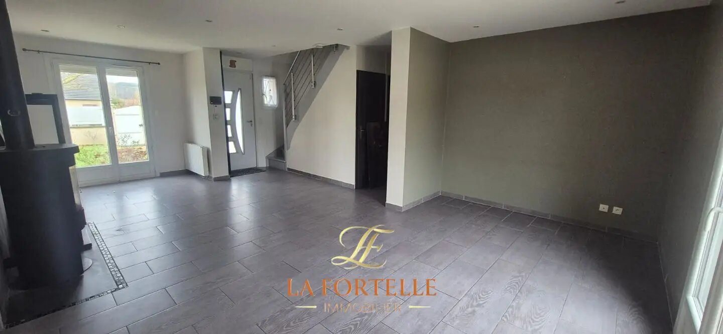 Maison à vendre, 93m², Freneuse