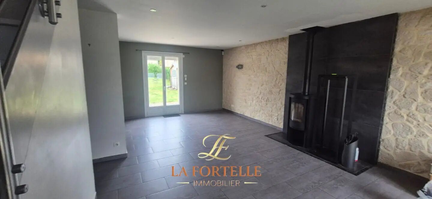 Maison à vendre, 93m², Freneuse