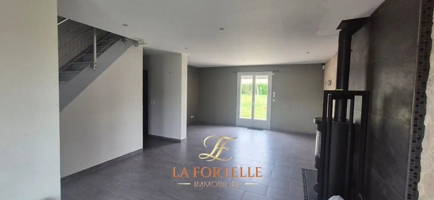 Maison à vendre, 93m², Freneuse