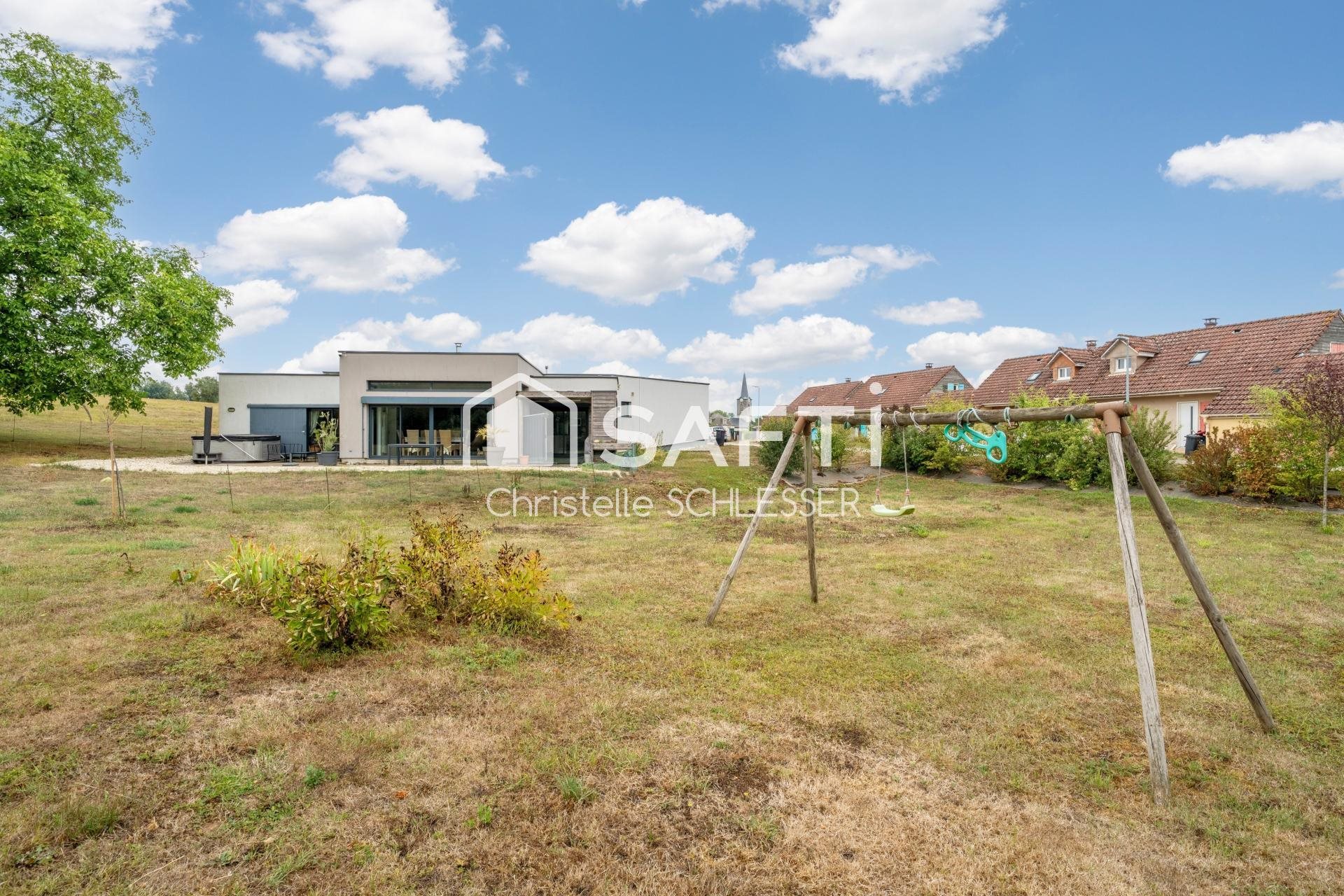 Maison à vendre, 145m², Mignéville