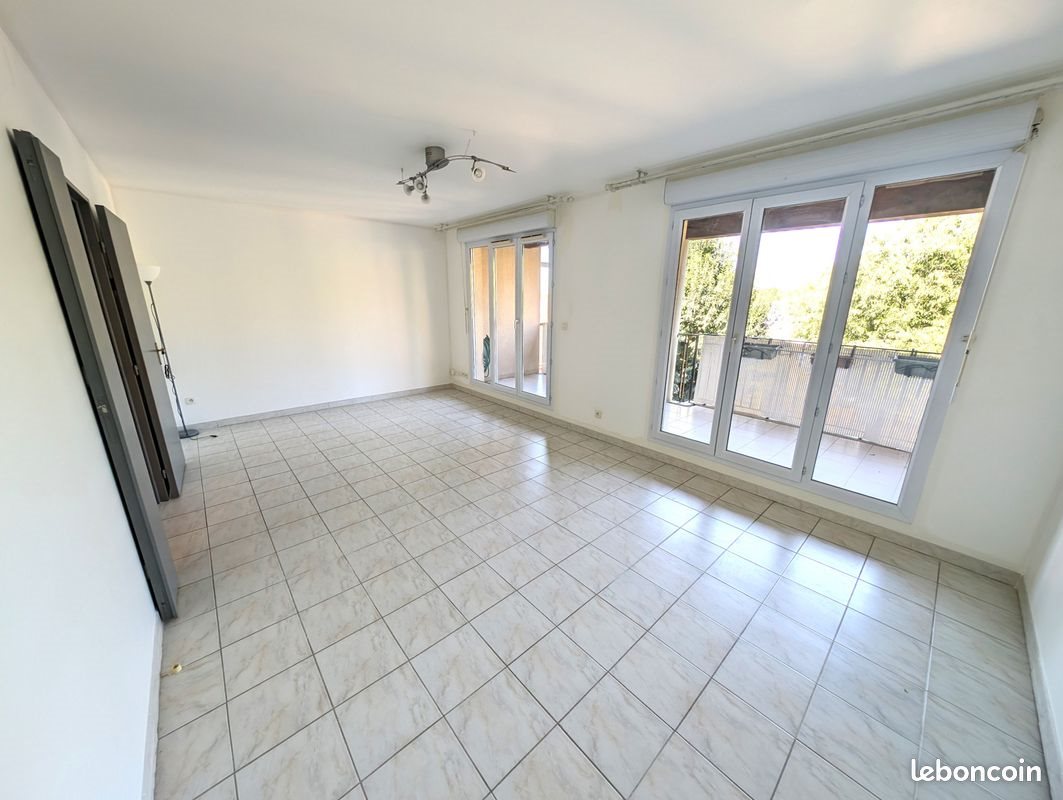 Appartement à vendre, 68m², Venelles