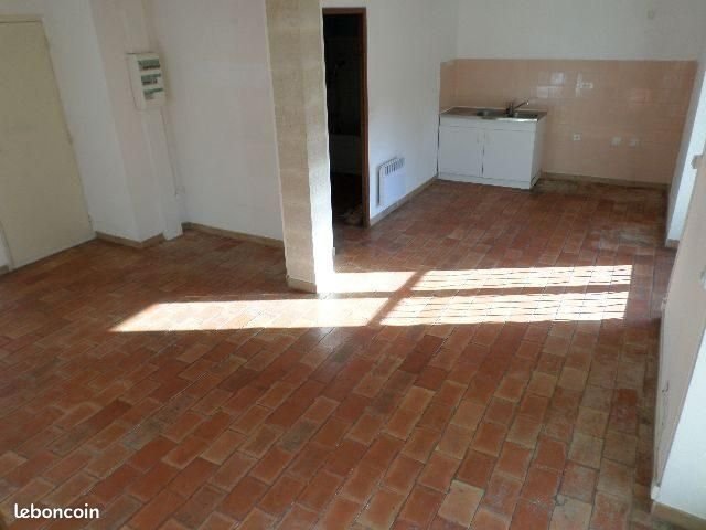 Appartement à louer, 53m², Alleins
