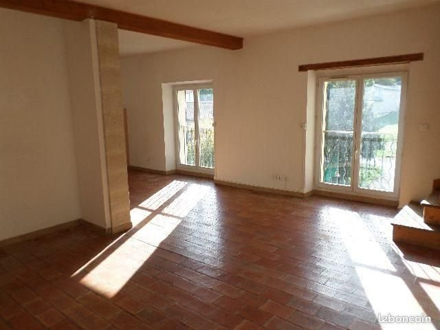 Appartement à louer, 53m², Alleins