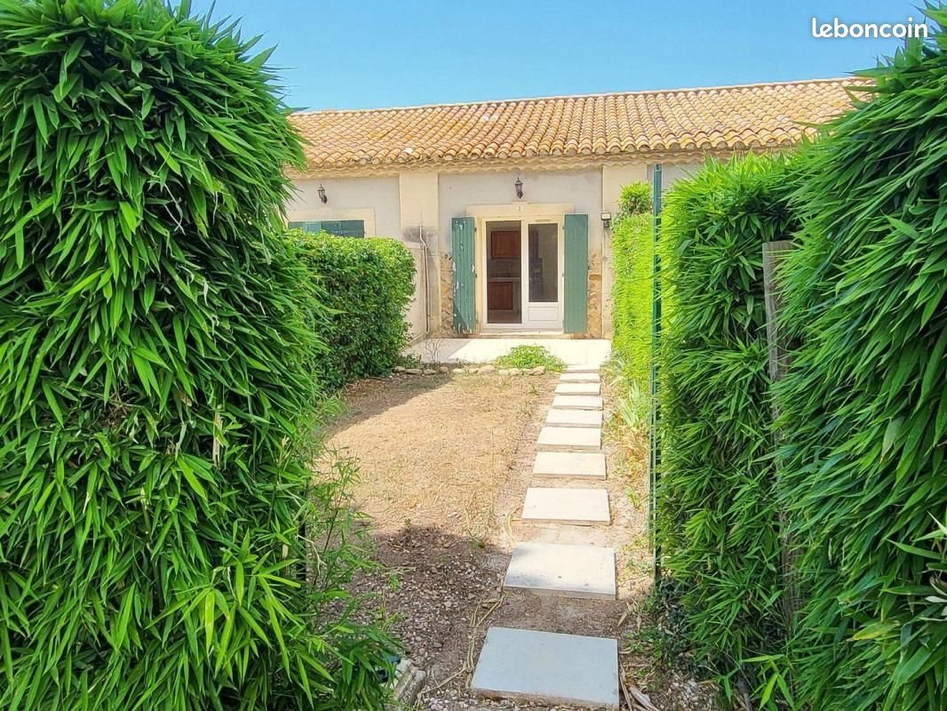 Appartement à louer, 32m², Saint-Martin-de-Crau