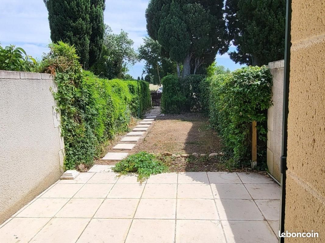 Appartement à louer, 32m², Saint-Martin-de-Crau