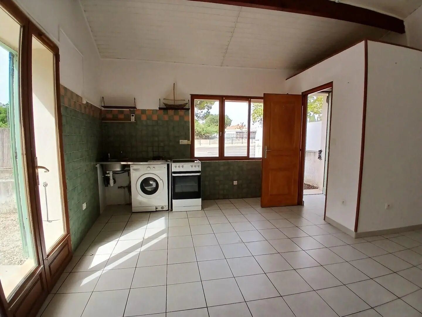 Appartement à louer, 21m², Pélissanne