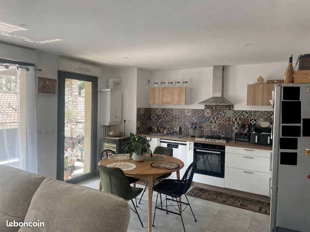 Appartement à vendre, 62m², Eyguières