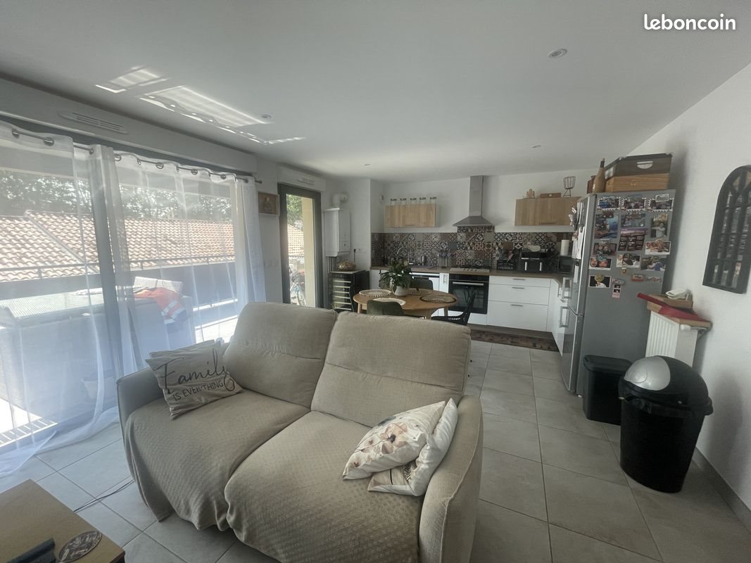 Appartement à vendre, 62m², Eyguières