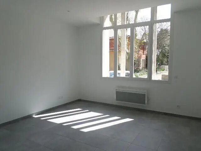 Appartement à louer, 28m², Salon-de-Provence