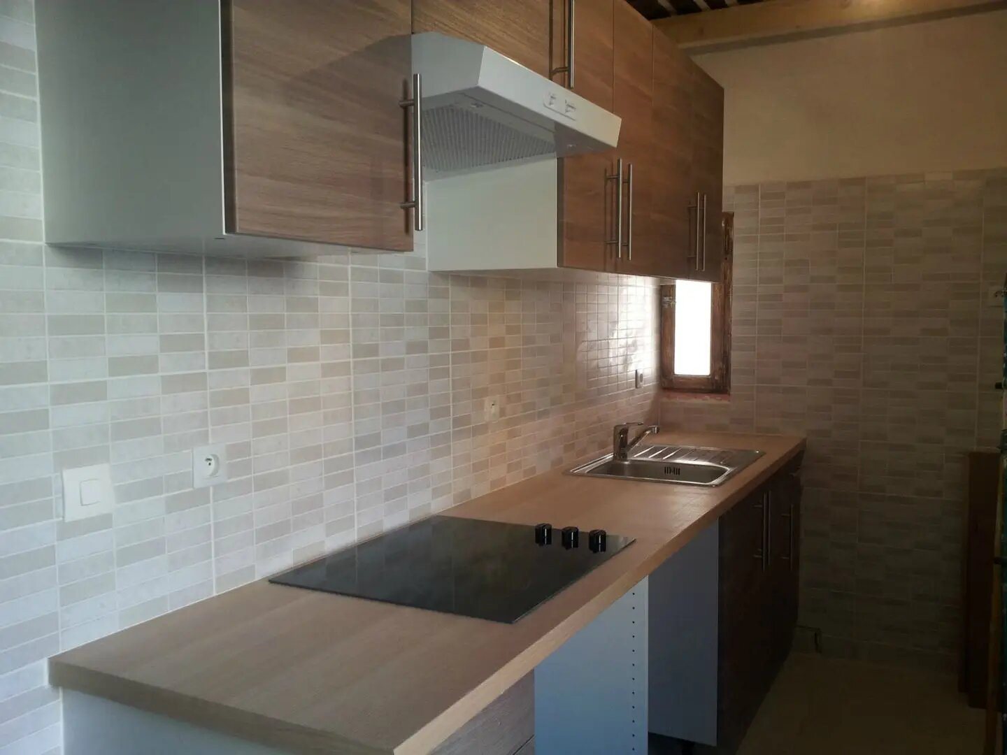 Maison à louer, 60m², Eyguières