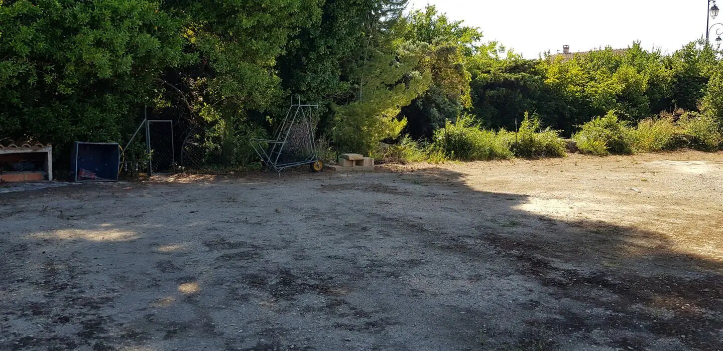 Maison à louer, 120m², Eyguières