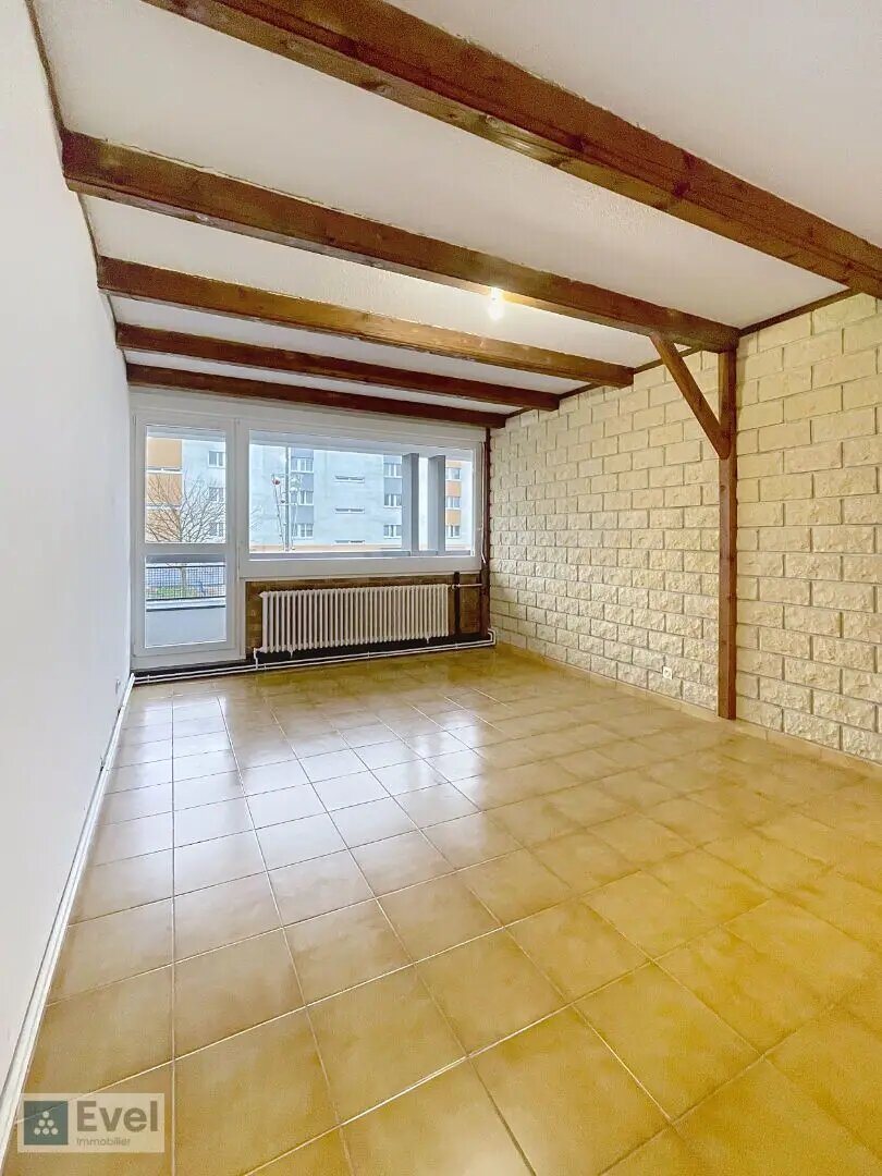 Appartement à louer, 74m², Uckange