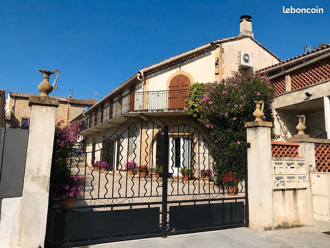 Appartement à louer, 31m², Eyguières