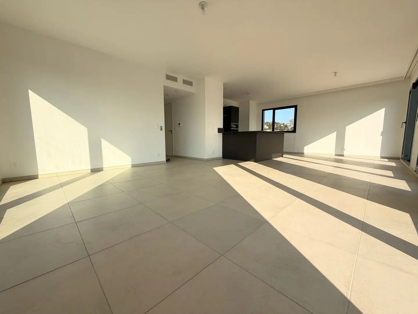 Appartement à louer, 130m², Marseille 8ème