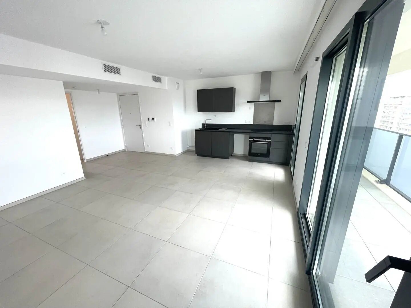 Appartement à louer, 63m², Marseille 8ème