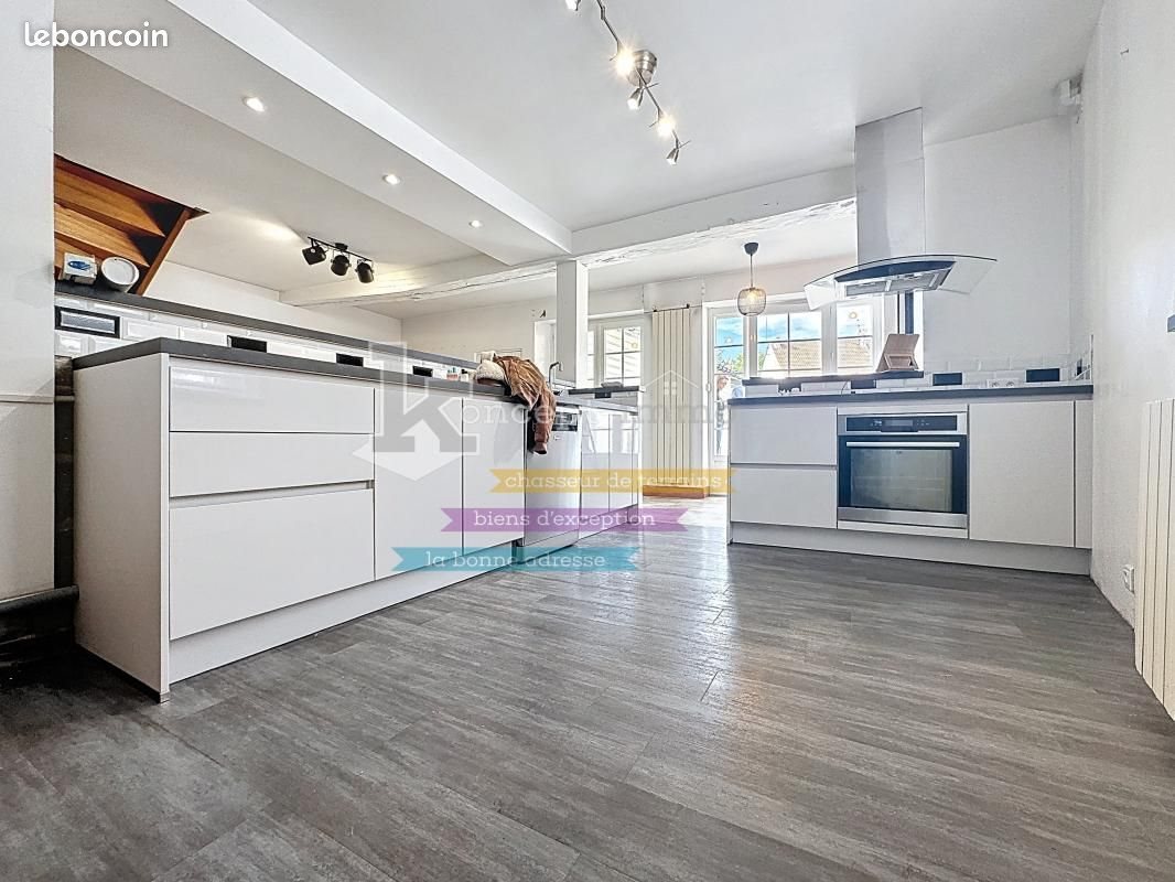 Maison à vendre, 137m², Fitz-James