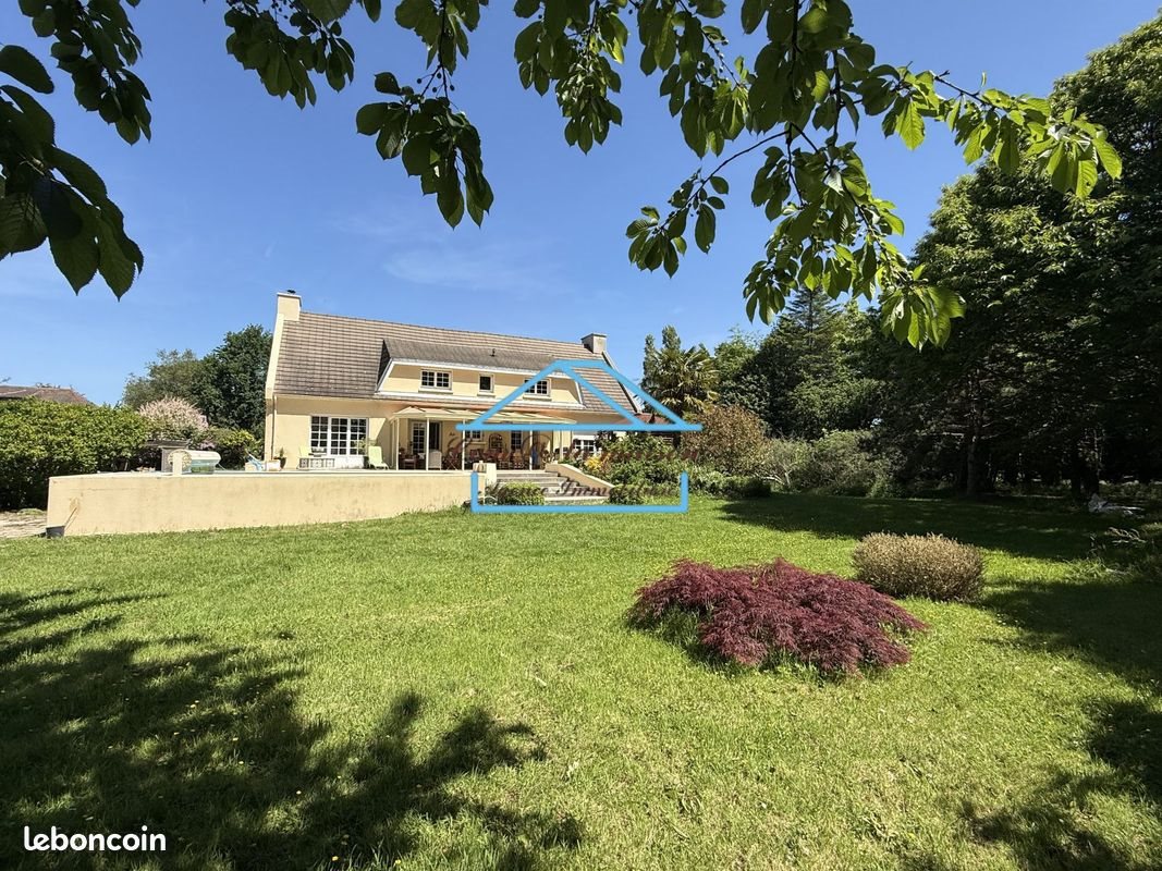 Maison à vendre, 250m², Octeville-sur-Mer