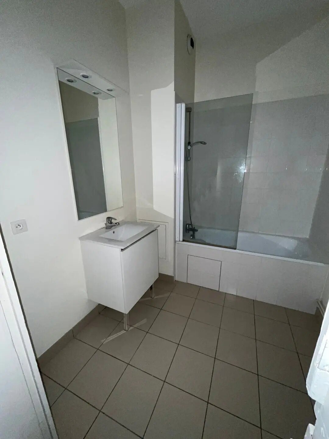 Appartement à louer, 46m², Oullins