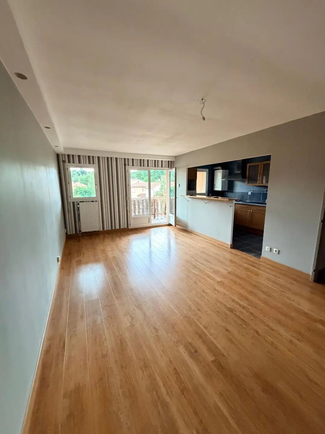Appartement à louer, 68m², Lissieu