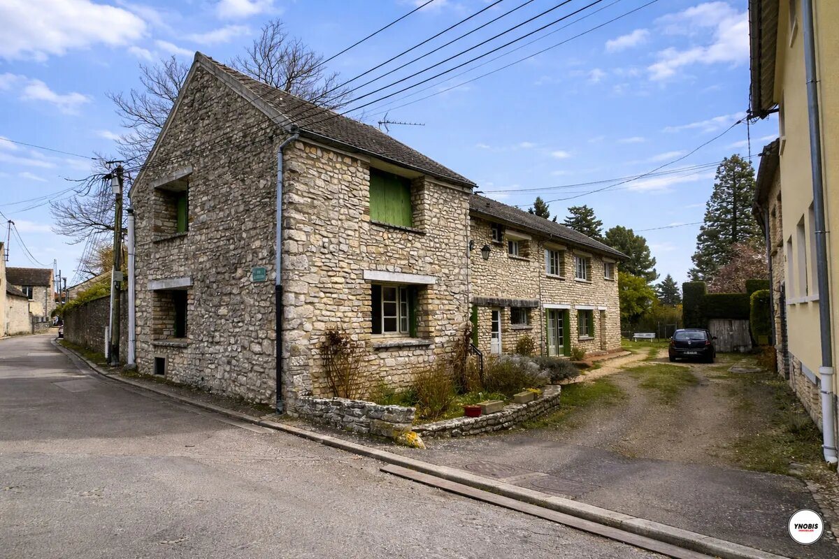 Maison à vendre, 97m², Montainville